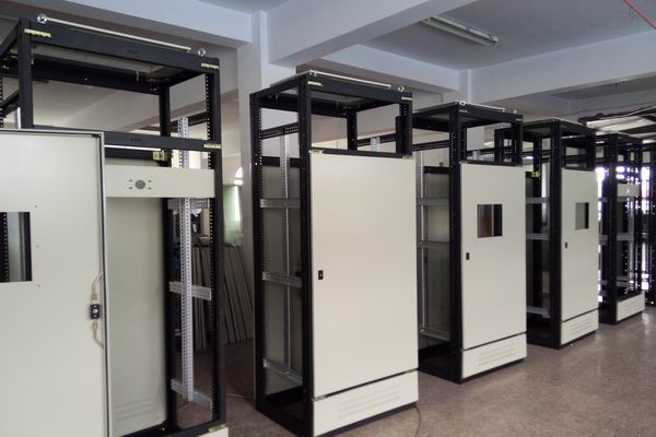 国营东兴农场控制箱-3683谈谈控制箱的维护和保养事